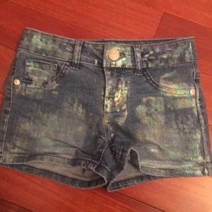 Girls denim shorts with foil print. Sz 7, EUC